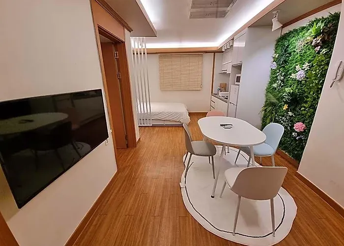 Complace H Seoul